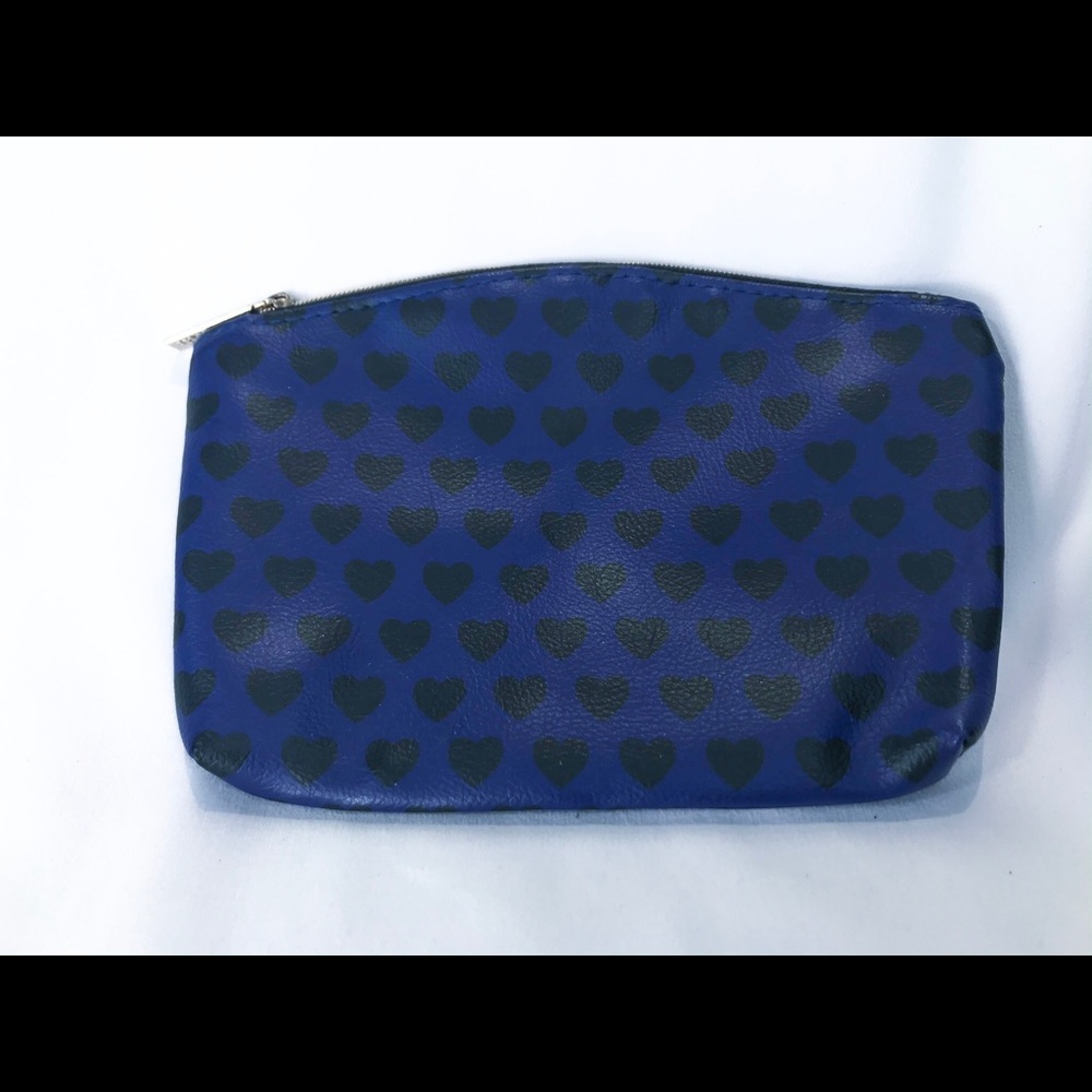 2 FOR 10 ACCESSORY SALE! 💜 Ipsy Cosmetic bag